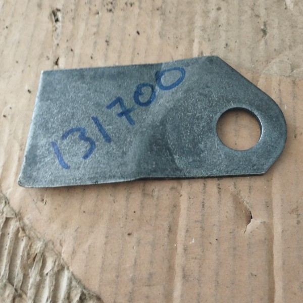 131700 CUCHILLA IZQ ESP. SM 210/270/300/320