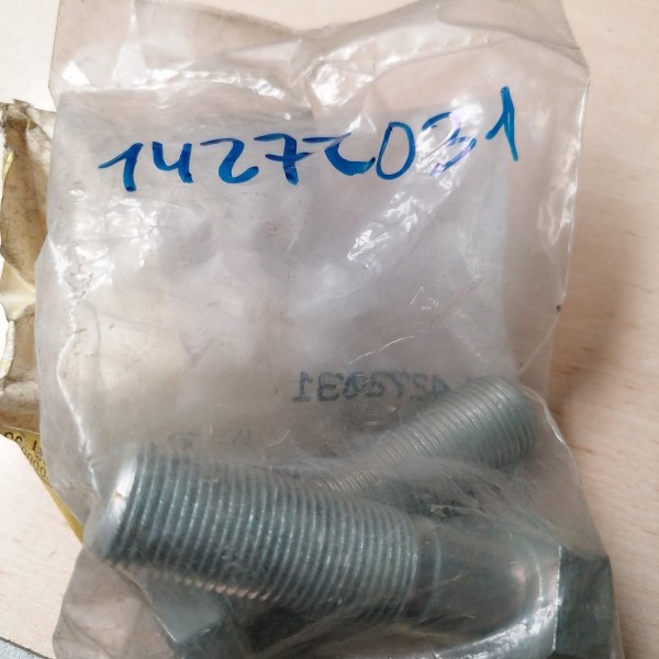 14272031 TORNILLO