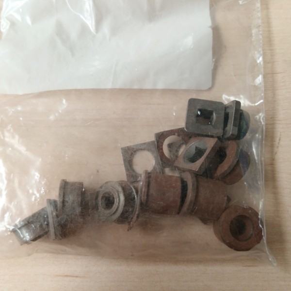 1681786M91 KIT COLLARINES