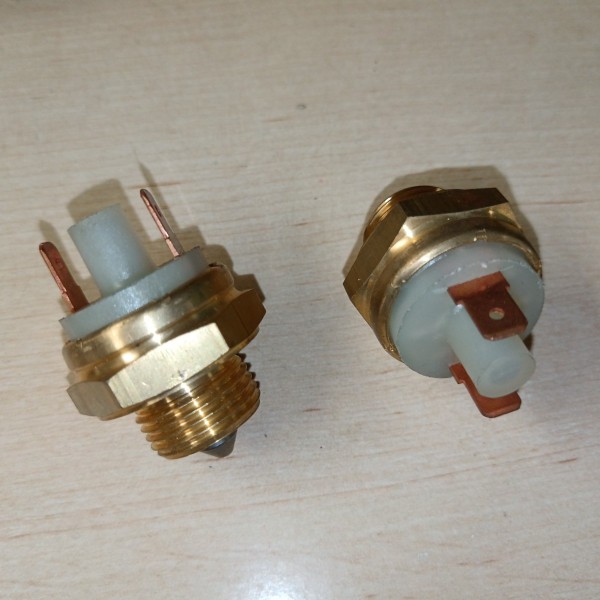 1833740M1 INTERRUPTOR