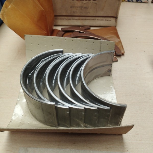3060694R91 CASQUILLO KIT