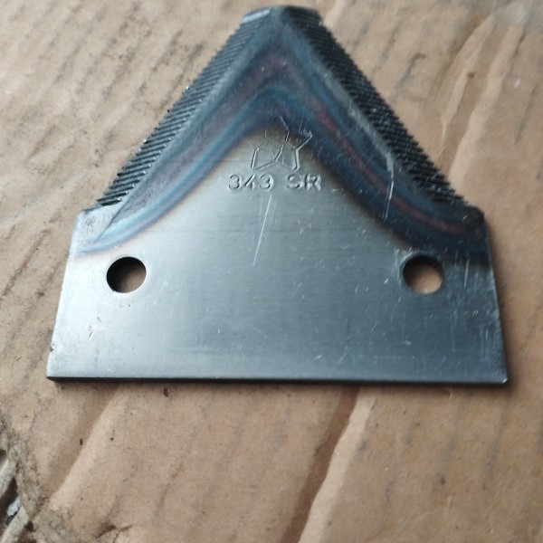 321219850 CUCHILLA - CNH