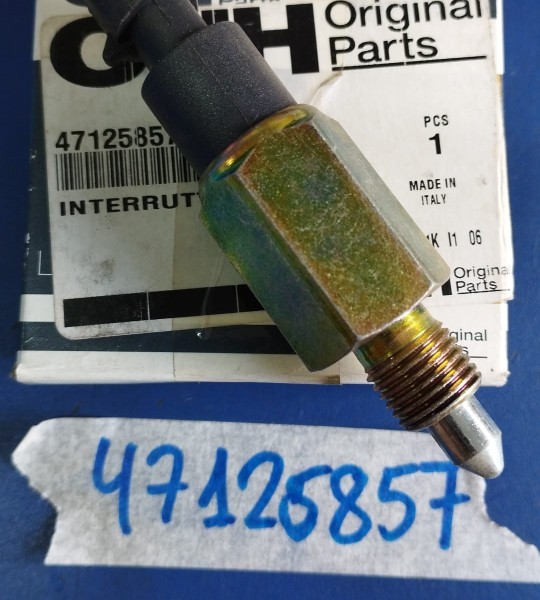 47125857 INTERRUPTOR