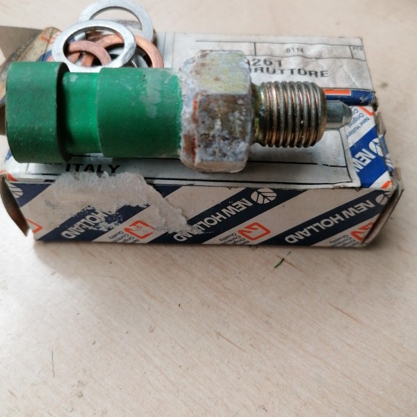 5189261 INTERRUPTOR