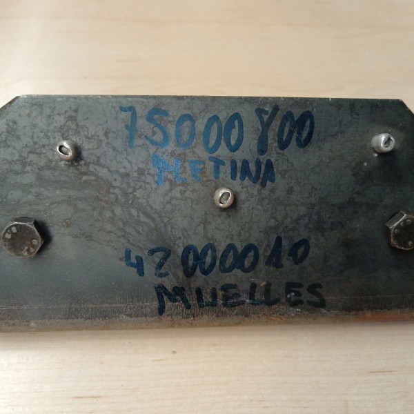 75000800 PLETINA (VA CON DOS MUELLES 42000010)