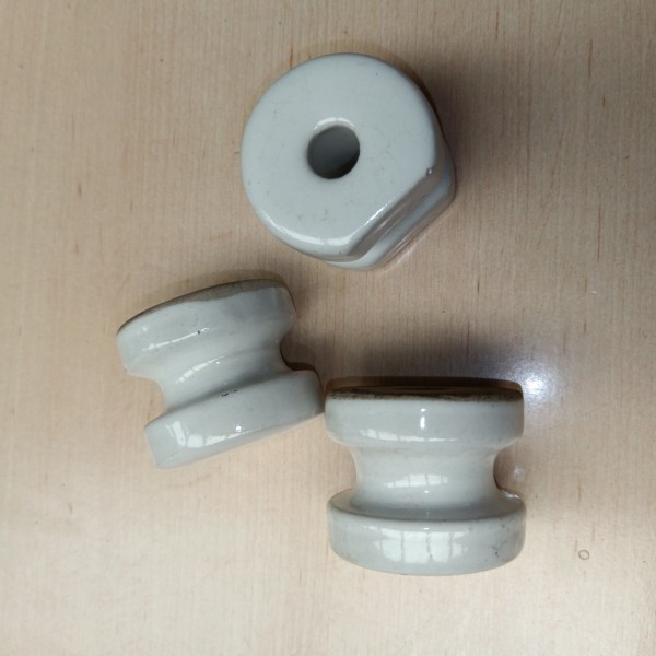 75083000 PORCELANA GUIA
