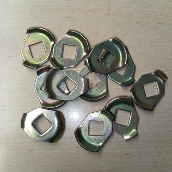 78068000 TUERCA