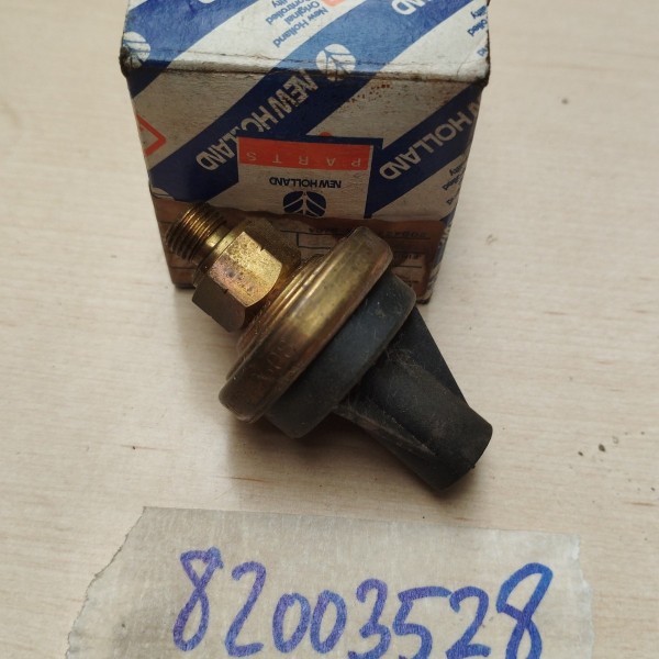 82003528 INTERRUPTOR