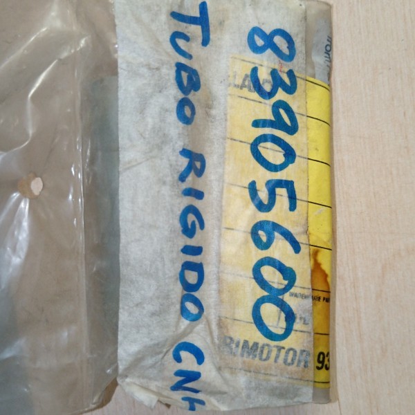 83905600 TUBO CORTO
