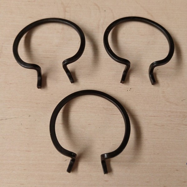 83953236 CIRCLIP