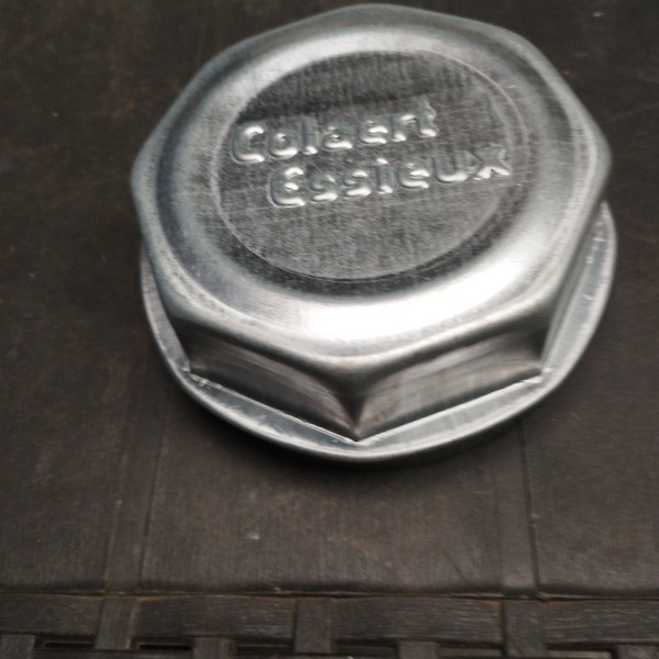 84100487 TAPACUBOS