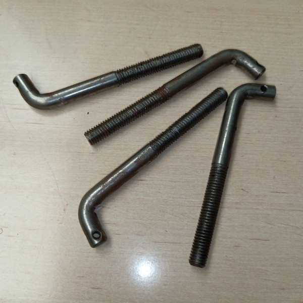 87041000 TORNILLO