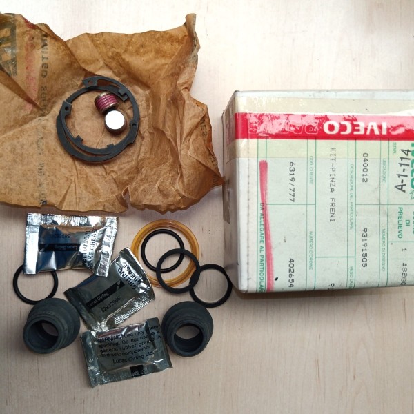 93191505 KIT PINZA FRENO