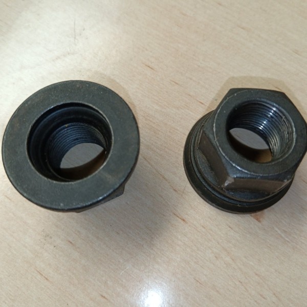 93805743 TUERCA DE RUEDA IVECO
