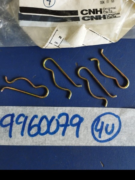 9960079 CLIP (PASADOR)