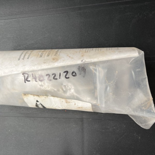 R40221204 PALETA