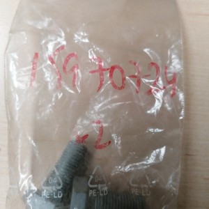 15970724 TORNILLO 10.125X25 8.8