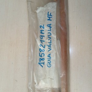 1858219M2 GUIA VALVULA