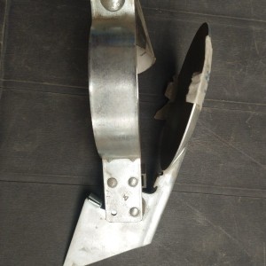 2930-102 TAPA DE ESCAPE
