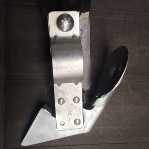 2930-51 TAPA DE ESCAPE