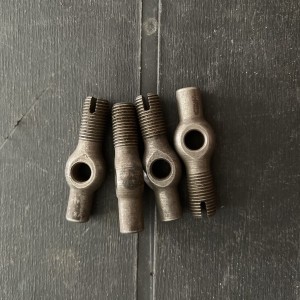 30014695 TORNILLO