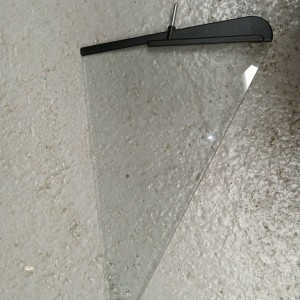 43R-001051 VENTANA GIRATORIA