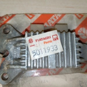 5011933 REGULADOR