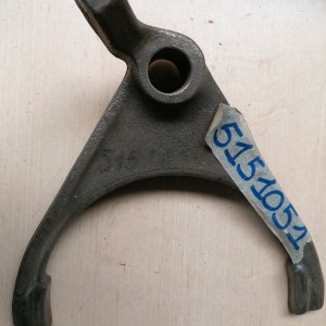 5151051 HORQUILLA