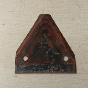 611316 CUCHILLA DENTADA - CNH