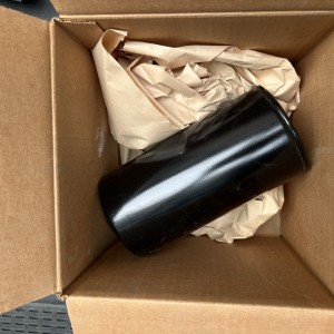 81868593 DEPOSITO DE ACEITE PARA CASE Y NEW HOLLAND