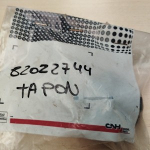 82022744 TAPON