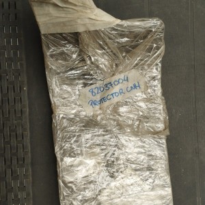 82037004 PROTECTOR