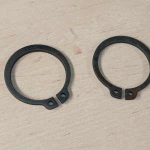 87016944  CLIP EXTERIOR