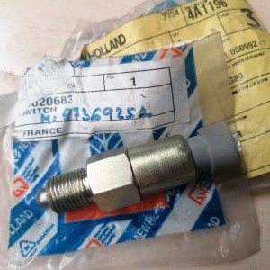 87369251 CONTACTOR LARGAS A=82020683
